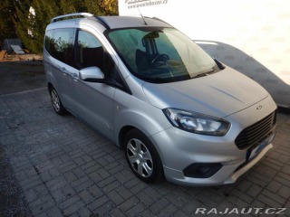 Ford Tourneo Courier 1.0i, ČR, 1.MAJ. 2018