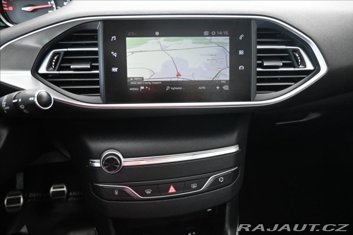 Peugeot 308 1,5 BlueHDI 96kW PANORAMA 2020