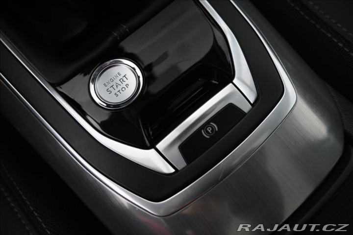 Peugeot 308 1,5 BlueHDI 96kW PANORAMA 2020