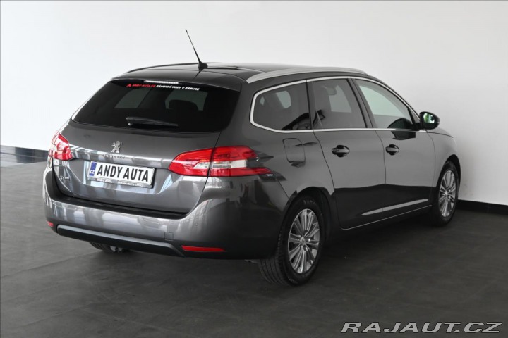 Peugeot 308 1,5 BlueHDI 96kW PANORAMA 2020