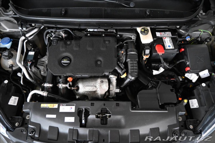 Peugeot 308 1,5 BlueHDI 96kW PANORAMA 2020