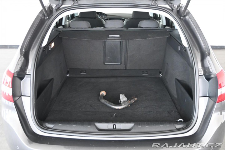 Peugeot 308 1,5 BlueHDI 96kW PANORAMA 2020