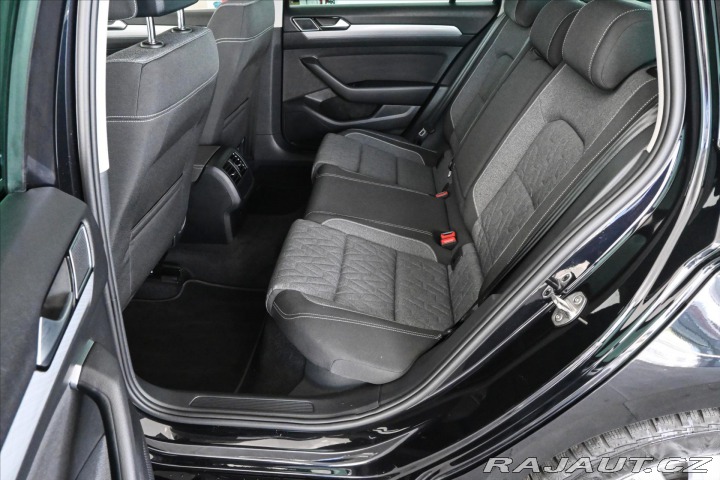 Volkswagen Passat 2,0 TDI 110 kW DSG Busine 2024