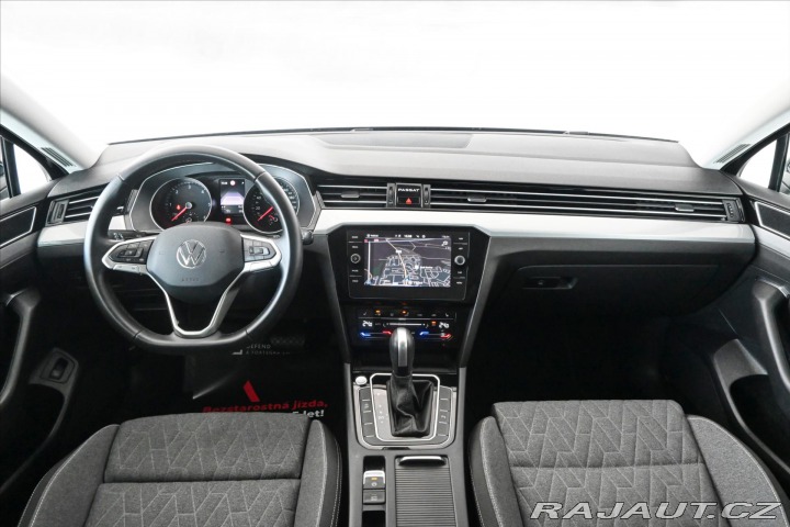 Volkswagen Passat 2,0 TDI 110 kW DSG Busine 2024