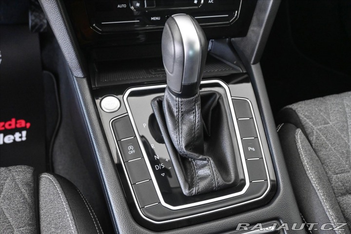 Volkswagen Passat 2,0 TDI 110 kW DSG Busine 2024