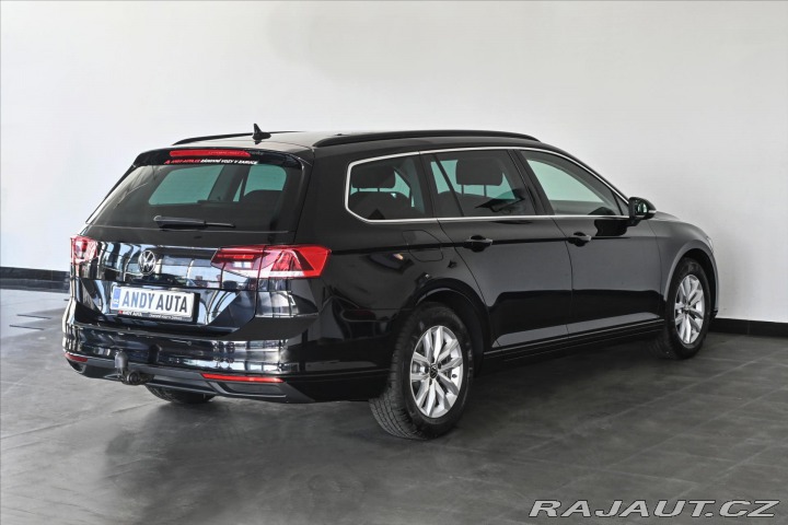 Volkswagen Passat 2,0 TDI 110 kW DSG Busine 2024