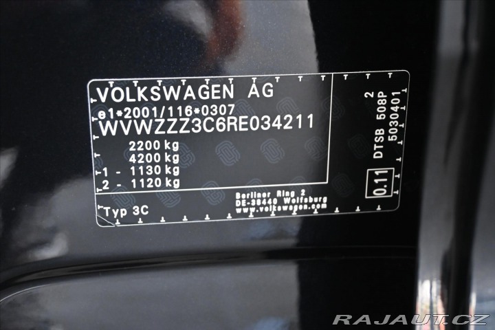 Volkswagen Passat 2,0 TDI 110 kW DSG Busine 2024