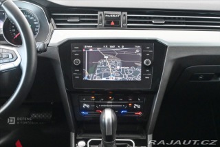 Volkswagen Passat 2,0 TDI 110 kW DSG Busine 2024