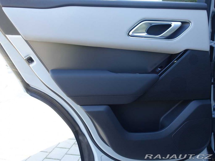 Land Rover Range Rover Velar 3,0  Dynamic SE D300 2025