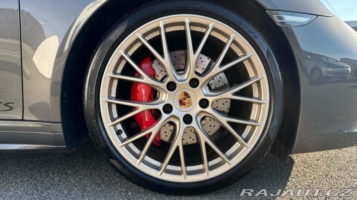 Porsche 911 Targa 4 GTS Exclusive Man 2019