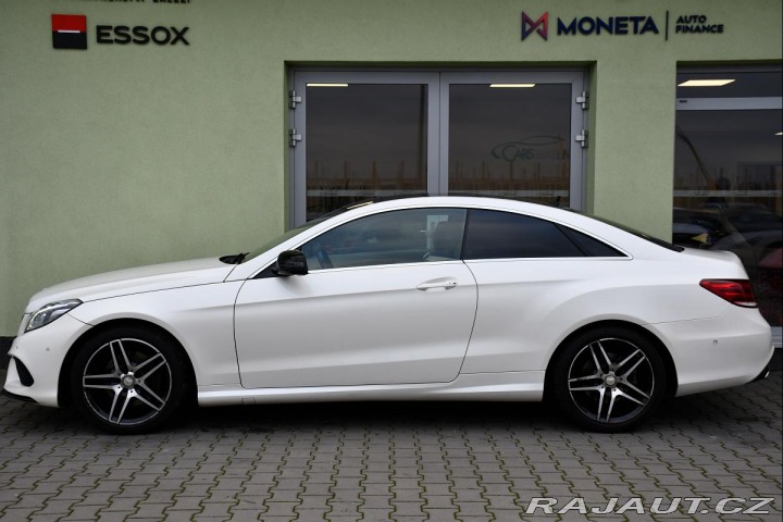 Mercedes-Benz E 250D AMG A/T LED PANO NAV 2016