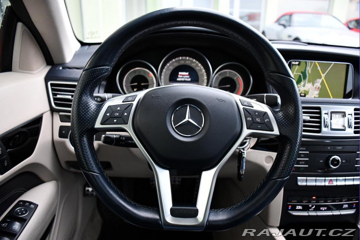 Mercedes-Benz E 250D AMG A/T LED PANO NAV 2016