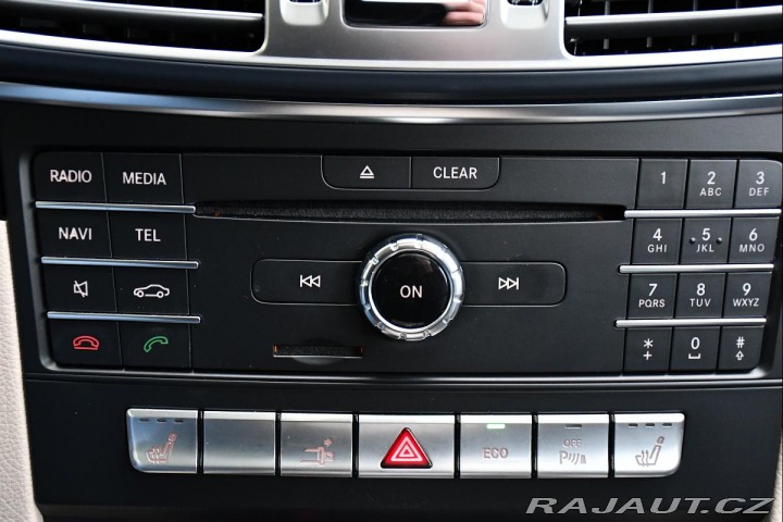 Mercedes-Benz E 250D AMG A/T LED PANO NAV 2016