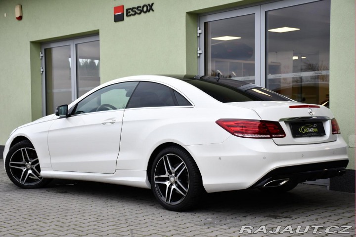 Mercedes-Benz E 250D AMG A/T LED PANO NAV 2016