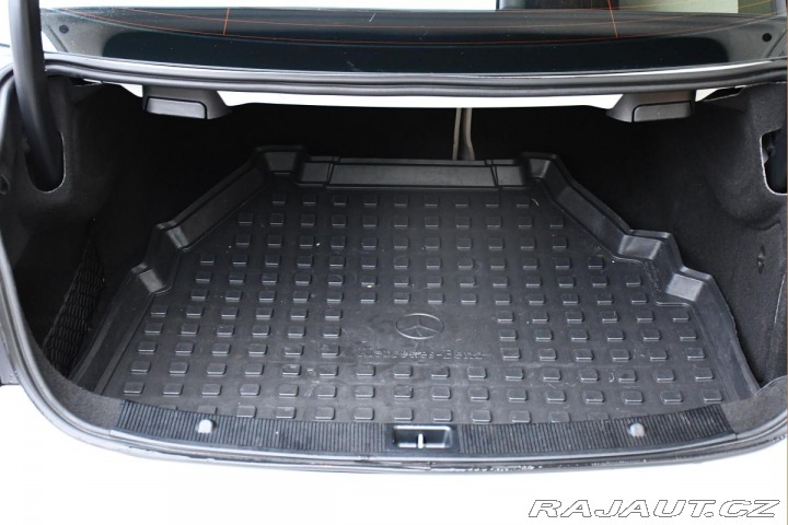 Mercedes-Benz E 250D AMG A/T LED PANO NAV 2016