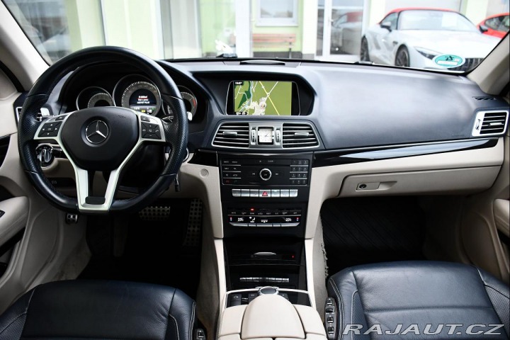 Mercedes-Benz E 250D AMG A/T LED PANO NAV 2016