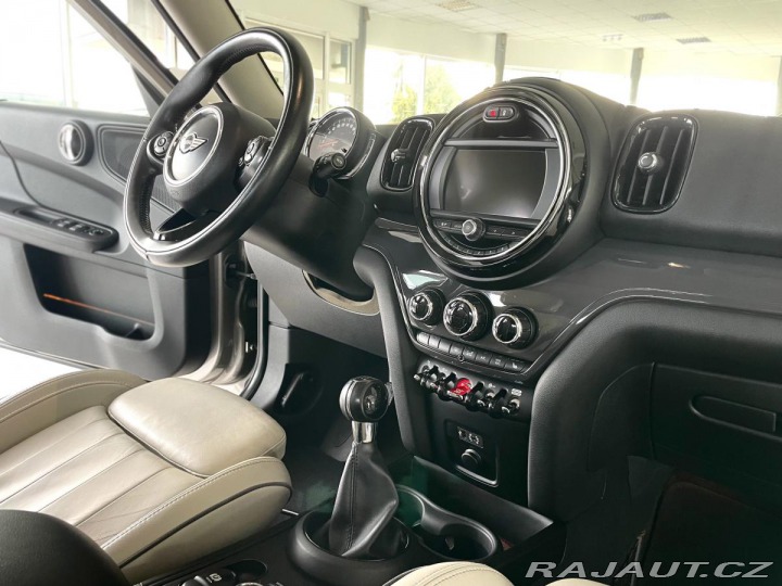 Mini Countryman 2,0D 110kW*LED*Kůže*NovýM 2017