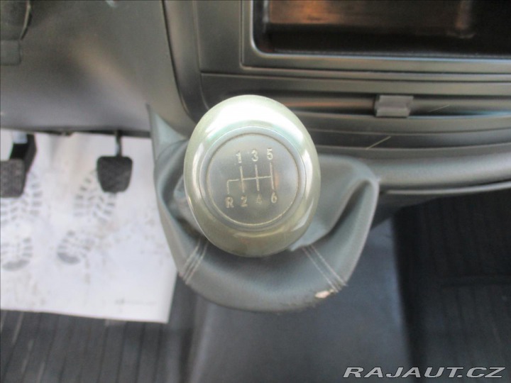Mercedes-Benz Vito 2,2 110CDI 6míst Long, be 2011