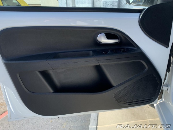 Volkswagen up! 1.0MPi, 48KW, NOVÉ ZIMNÍ 2020