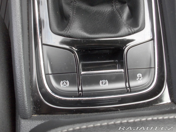 Škoda Karoq 2,0 TDi 110 KW STYLE 2021
