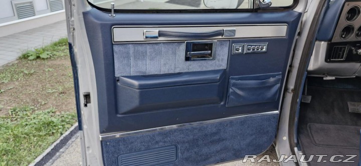 Chevrolet Ostatní modely Suburban K10 4x4 1984