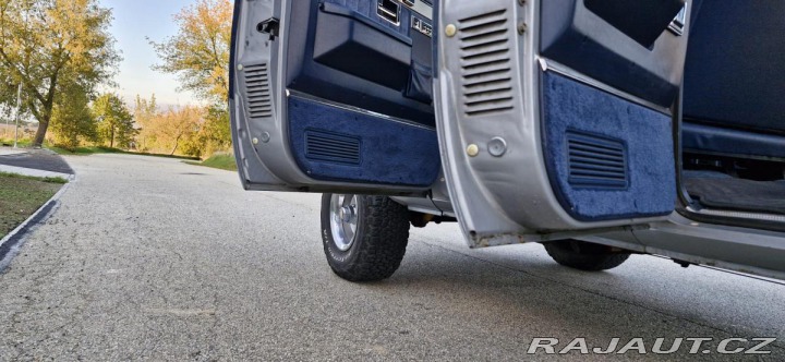 Chevrolet Ostatní modely Suburban K10 4x4 1984
