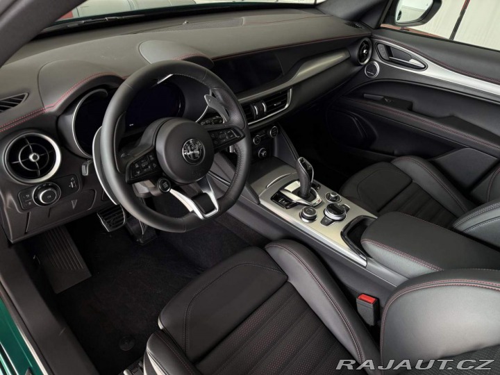 Alfa Romeo Stelvio 2.0 Turbo 280k Q4 TRIBUTO 2024
