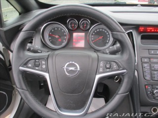Opel Cascada 1,6 TURBO Cosmo LED 2013