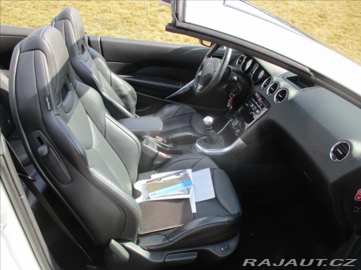 Peugeot 308 1,6 CC 16V THP 156k GT od 2010