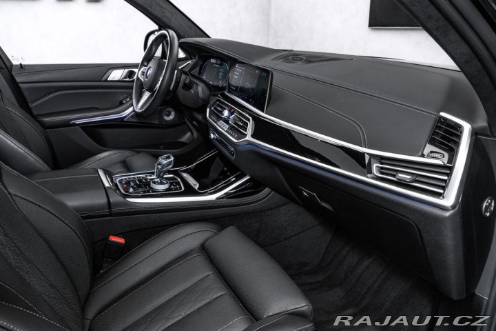 BMW X7 M50i xDrive Individual Pa 2021