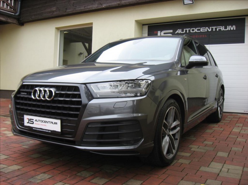 Audi Q7 3,0 TDI 272PS  S-Line A/T