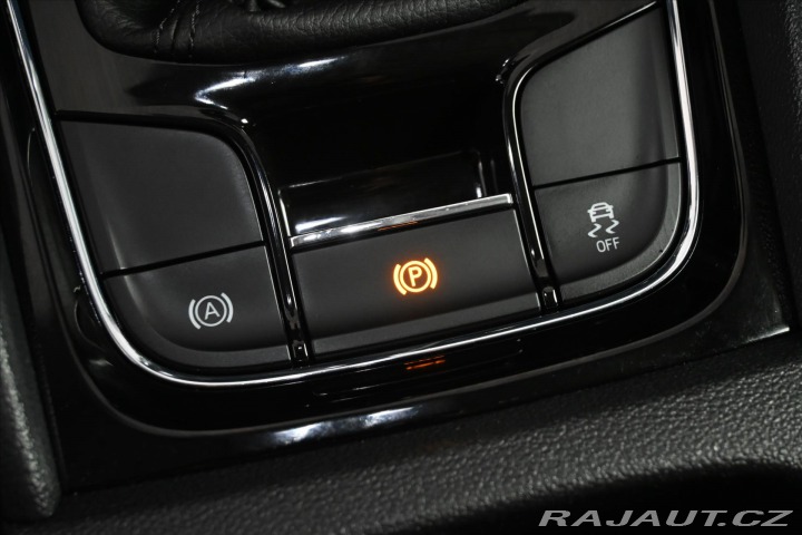 Škoda Karoq 1,6 TDI 85 kW AMBITION Zá 2020