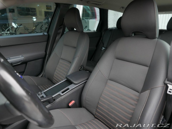 Volvo V50 2,0 Diesel 100kW Navi Aut 2010