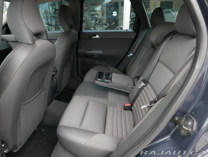 Volvo V50 2,0 Diesel 100kW Navi Aut 2010