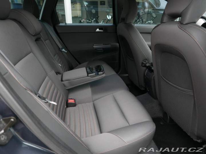 Volvo V50 2,0 Diesel 100kW Navi Aut 2010