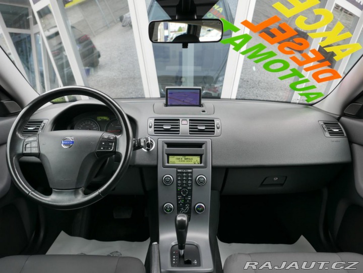 Volvo V50 2,0 Diesel 100kW Navi Aut 2010
