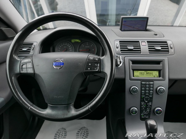 Volvo V50 2,0 Diesel 100kW Navi Aut 2010