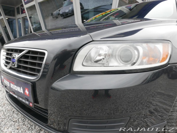 Volvo V50 2,0 Diesel 100kW Navi Aut 2010