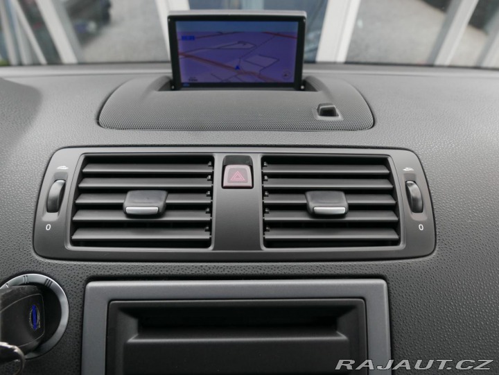 Volvo V50 2,0 Diesel 100kW Navi Aut 2010