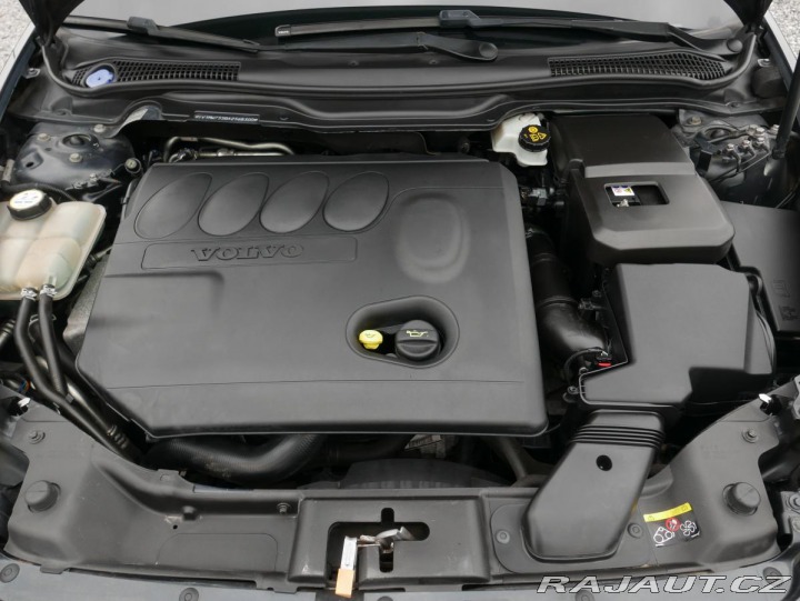 Volvo V50 2,0 Diesel 100kW Navi Aut 2010