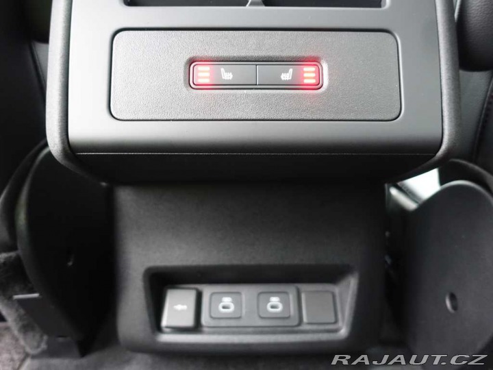Land Rover Discovery 5 3,0 Dynamic SE D250 2024