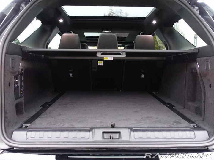 Land Rover Discovery 5 3,0 Dynamic SE D250 2024