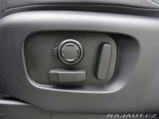 Land Rover Discovery 5 3,0 Dynamic SE D250 2024
