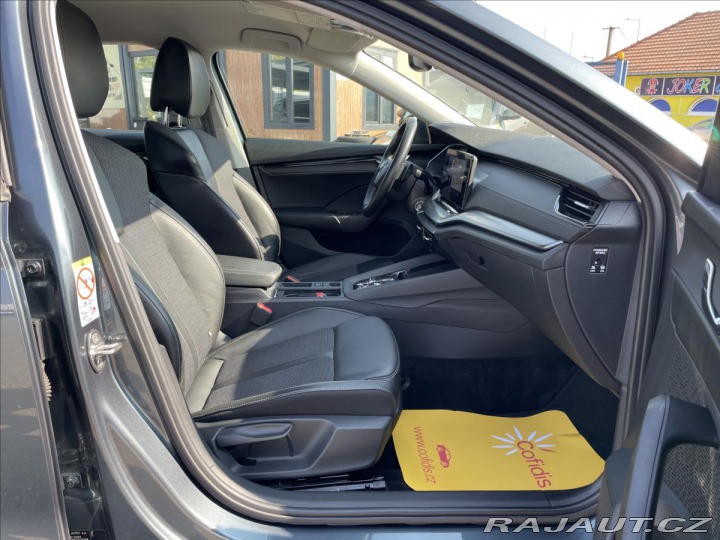 Škoda Octavia 2.0 TDi DSG Navi*Polokůže 2022