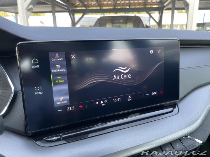 Škoda Octavia 2.0 TDi DSG Navi*Polokůže 2022
