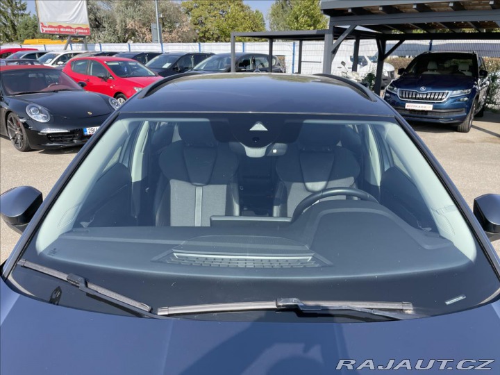 Škoda Octavia 2.0 TDi DSG Navi*Polokůže 2022