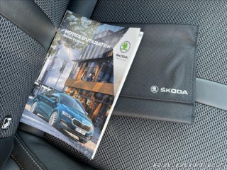 Škoda Octavia 2.0 TDi DSG Navi*Polokůže 2022