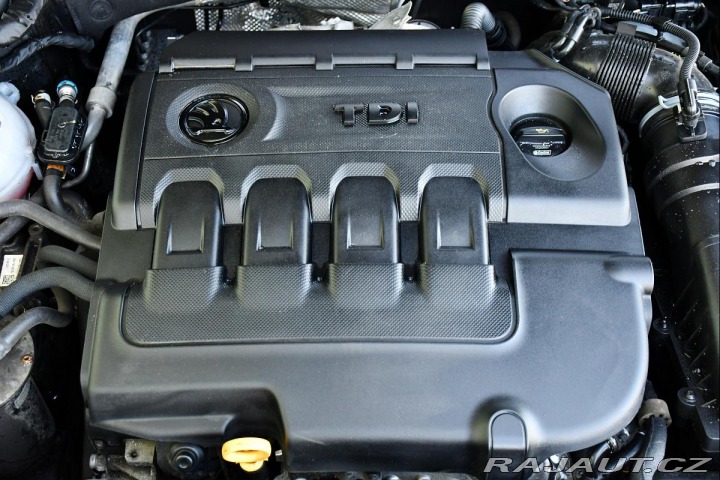 Škoda Octavia 2.0TDi STYLE DCC LED CARP 2017