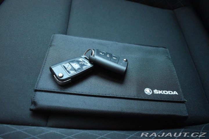 Škoda Karoq 1.6 TDI*REZERVACE* 2019