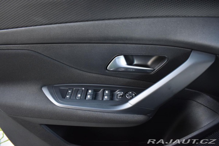 Peugeot 308 1.5 BlueHDi *REZERVACE* 2022